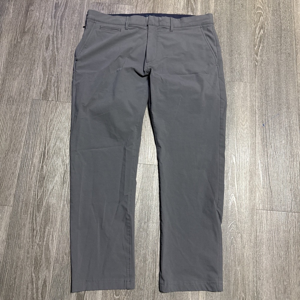 J.Crew Mens 36x28 Grey 484 Slim Fit Tech Chino Pants Stretch Flat Front Slate